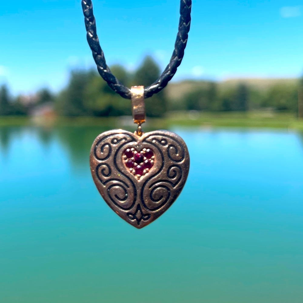 Rose Gold Ruby Heart - Picture 5 of 7
